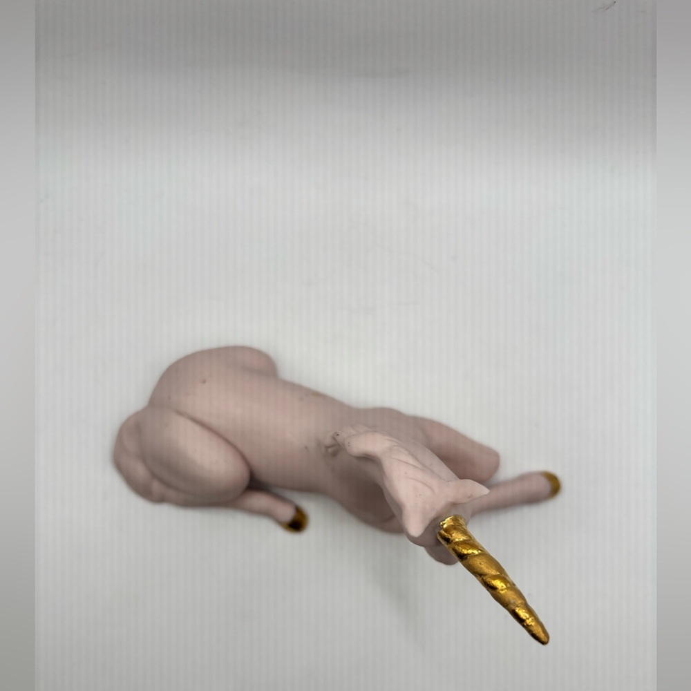 Unicorn Pink Porcelain Figurine with Gold Horn and hooves. - Picture 11 of 13
